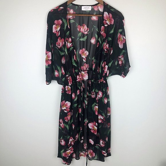 Plus Size Sheer Floral Beach Swim Kimono Cover-Up - Picture 3 of 7